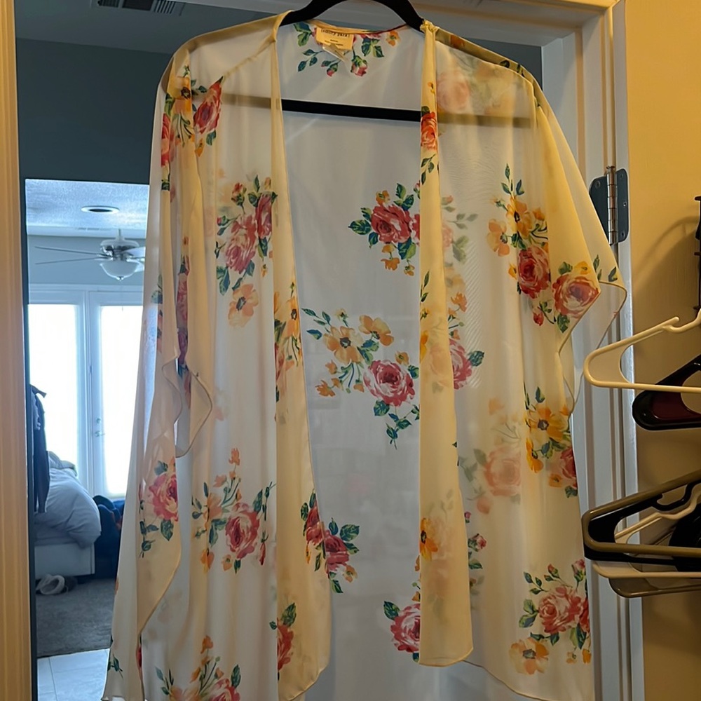 Short sleeve duster